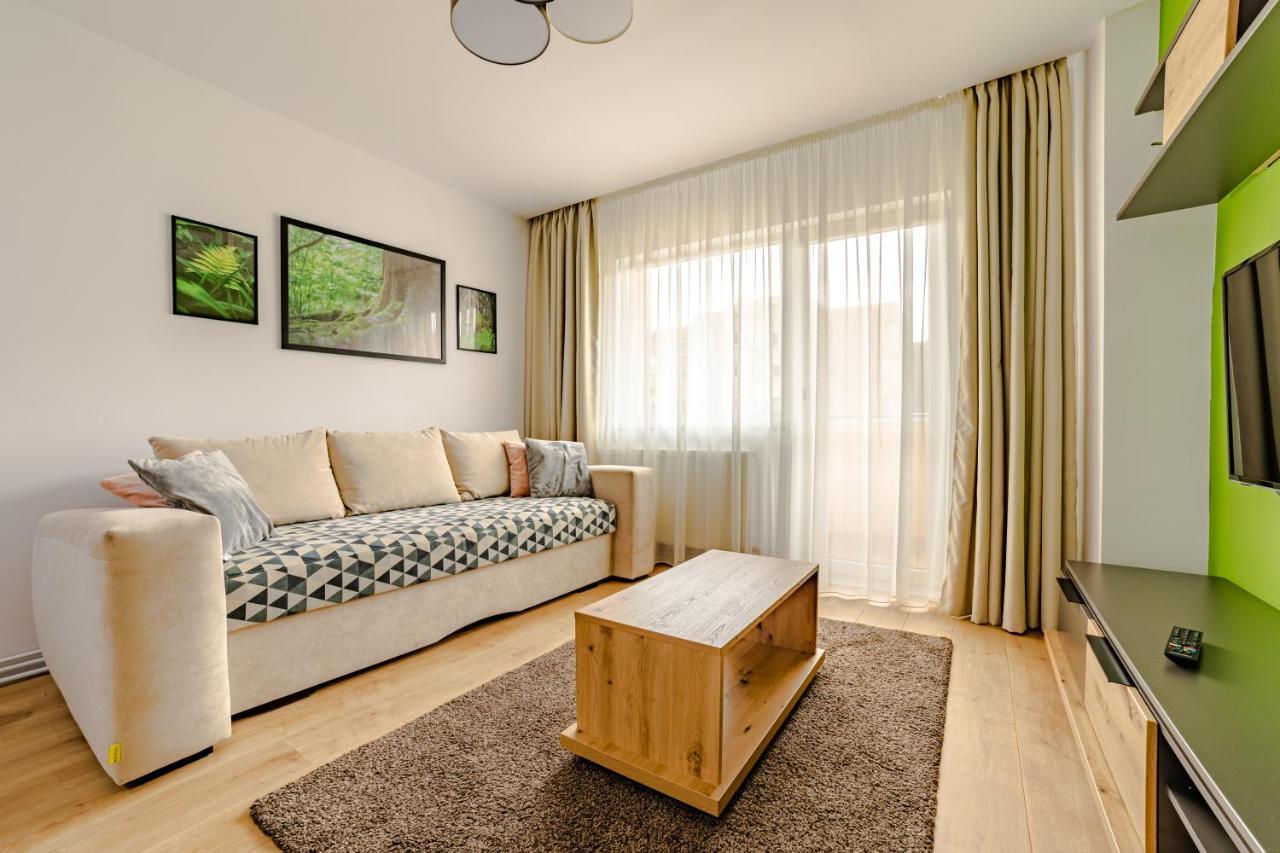 Mid-Term Rental Racadau Apartment Braşov Esterno foto
