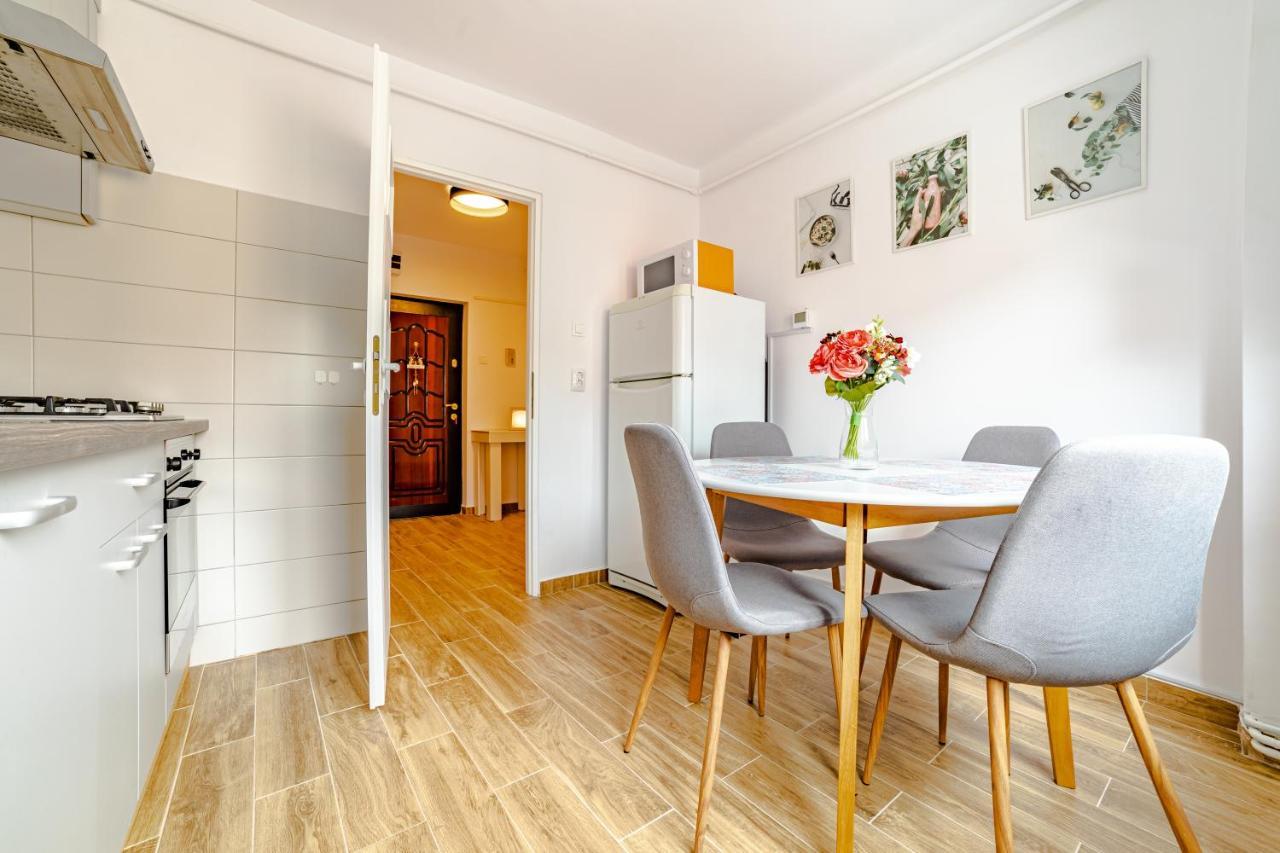 Mid-Term Rental Racadau Apartment Braşov Esterno foto